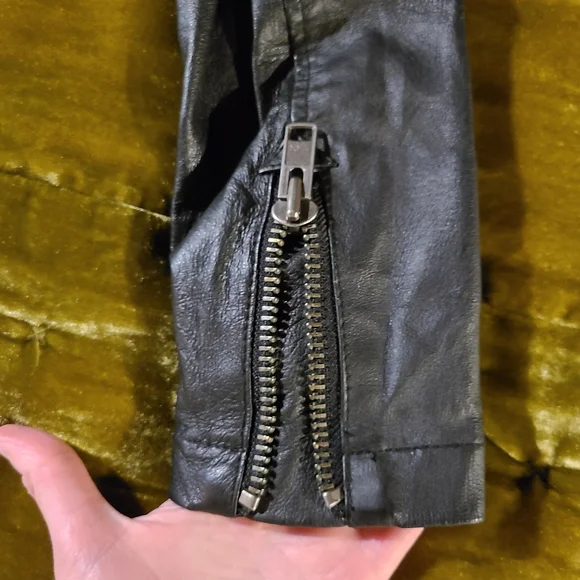 Punk studded cropped leather jacket - Picture 7 of 14